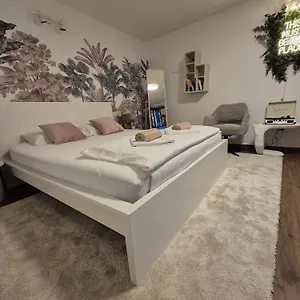  Apartment Noellica